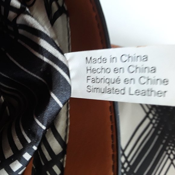 London Fog Crossbody Bag in Cognac - Picture 6 of 6